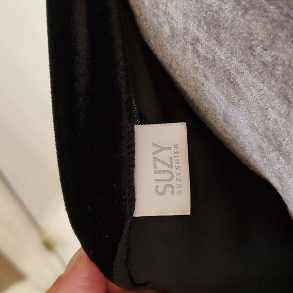 Women's dress - Picture 5 of 6